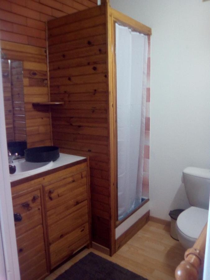 Ferienwohnung Gite T2 Avec Grande Piscine Villeneuve-la-Comptal Exterior foto